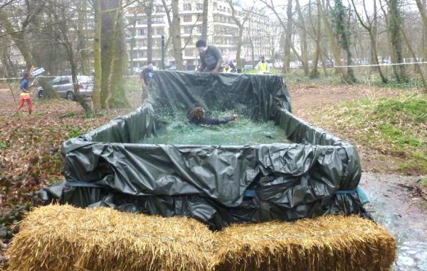Obstacle SoMad - La benne à eau verte