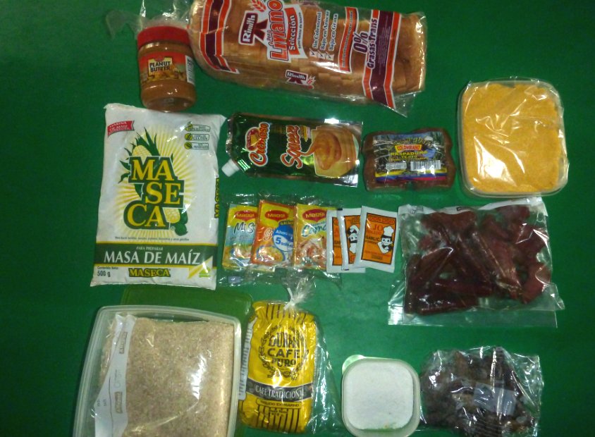 Le contenu de mon bidon de nourriture pour sept nuits