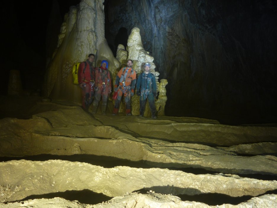 L'équipe de spéléologues dans le Gouffre Berger